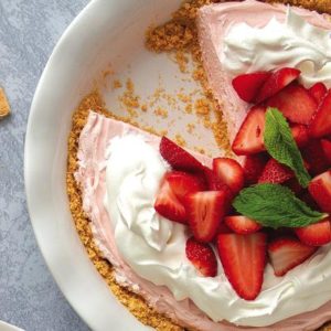 Strawberry Cream No-Bake Cheesecake